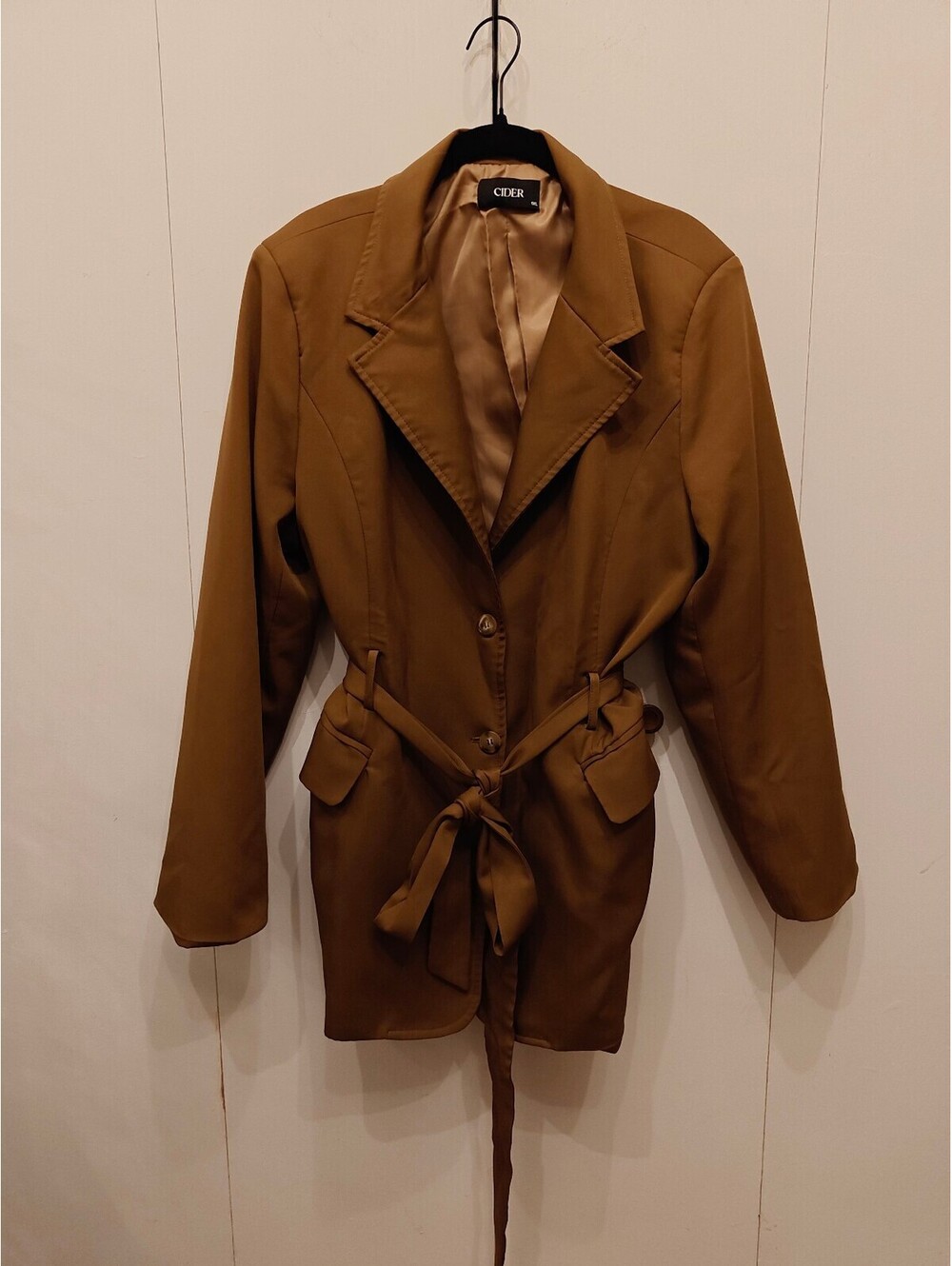 Cider 1x Olive Silky Blazer